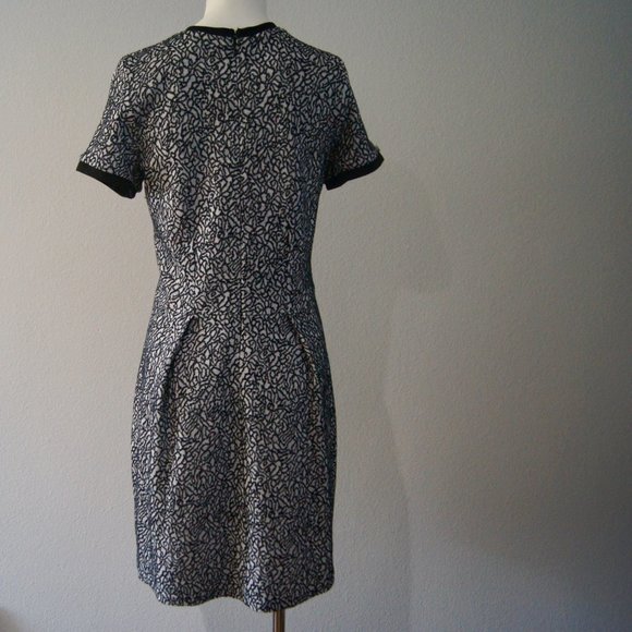 ASOS DRESS SIZE 14 Short Sleeves - Picture 5 of 8